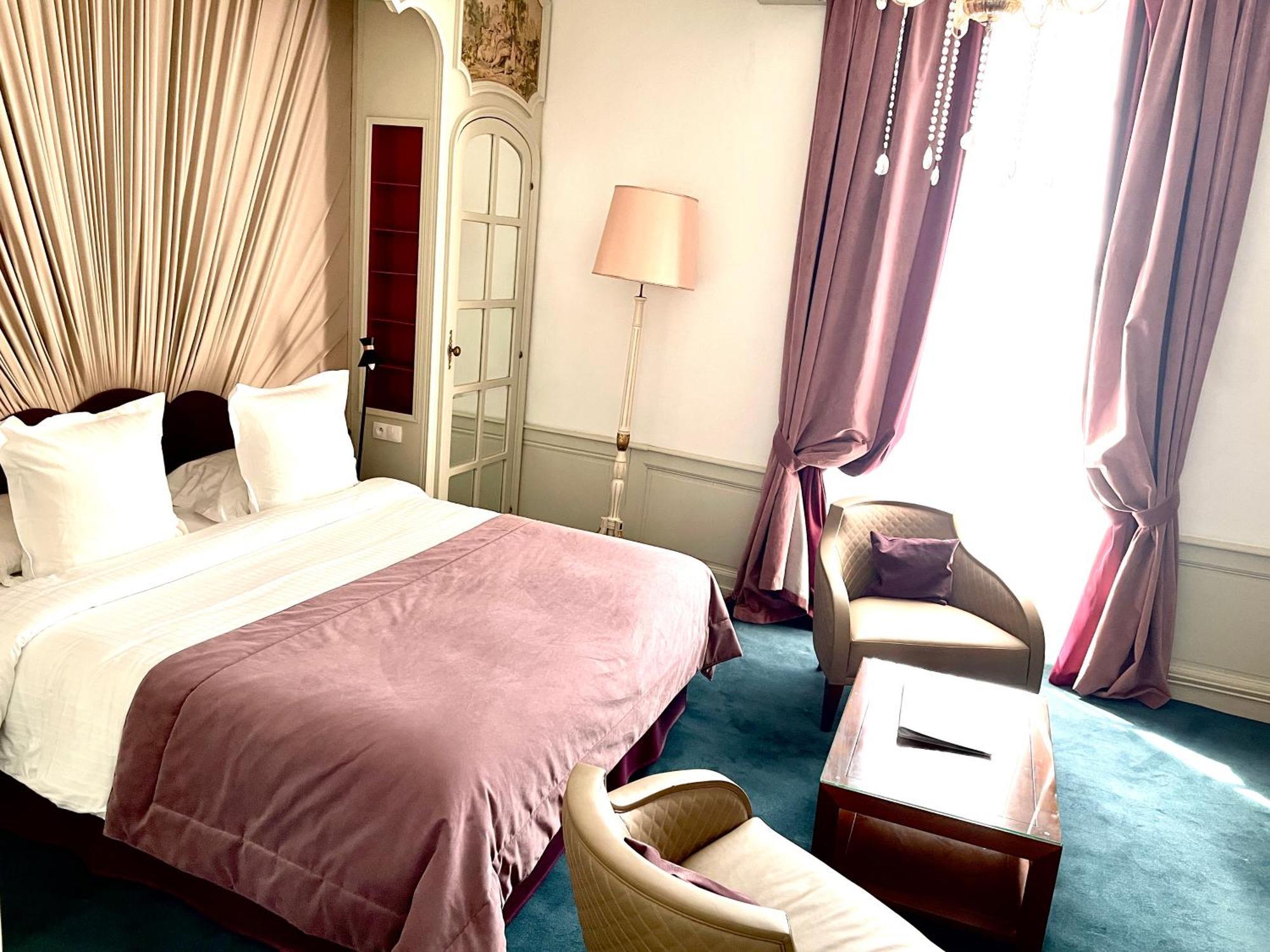 Hotel Victor Hugo Pontorson Luaran gambar