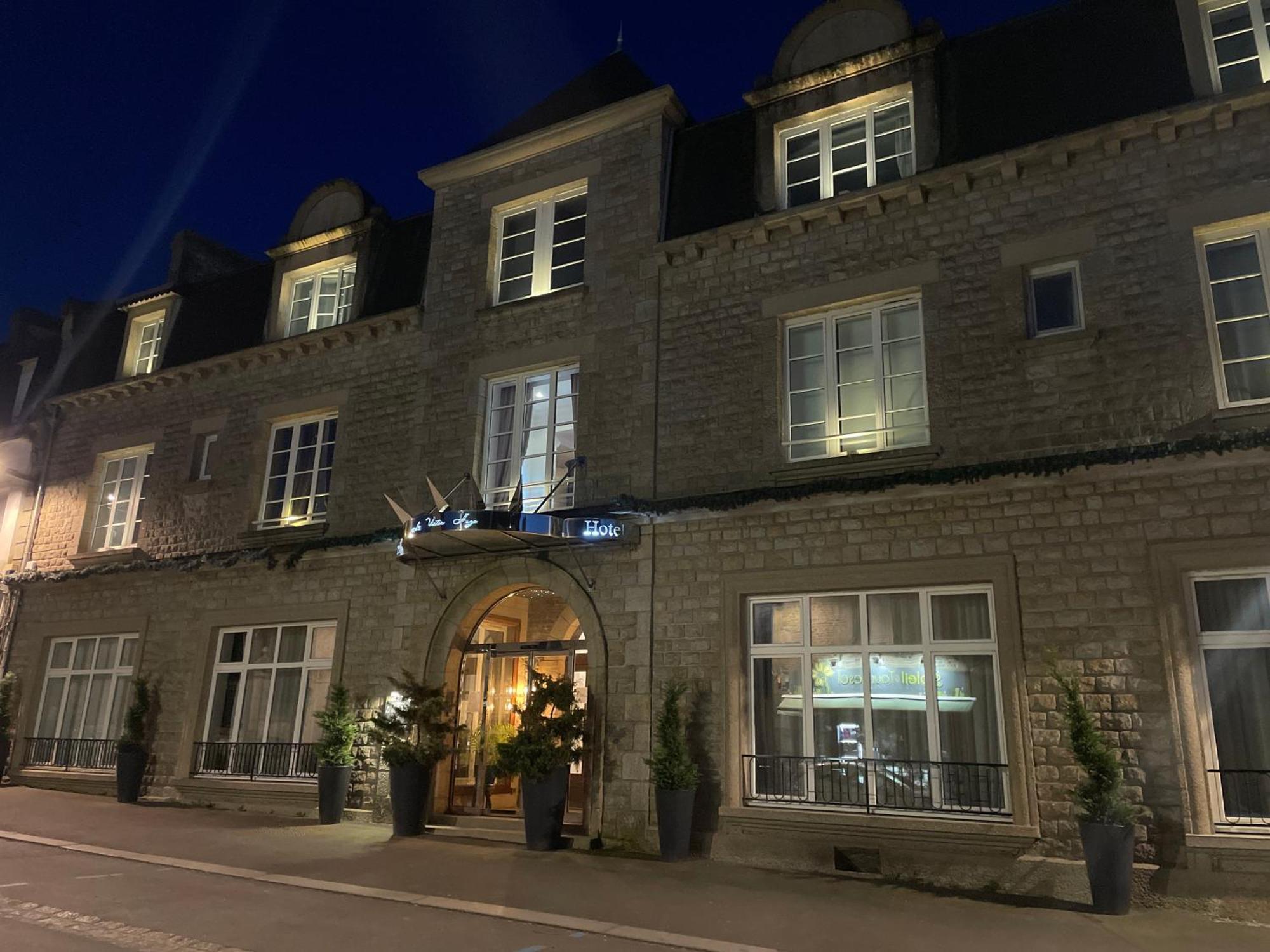 Hotel Victor Hugo Pontorson Luaran gambar